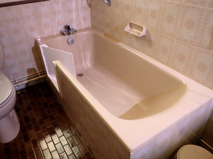 Baignoire à porte Baignoire à porte