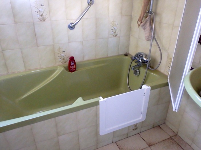 Baignoire à porte Baignoire à porte
