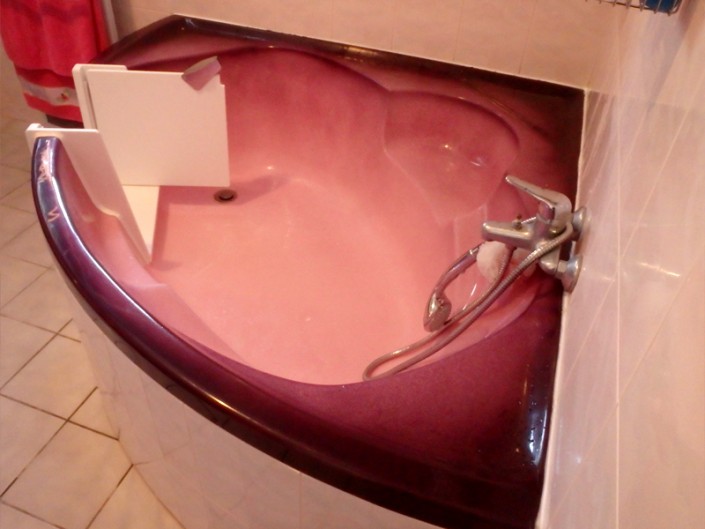 Découpe de baignoire SO BAIN Baignoire avant découpe