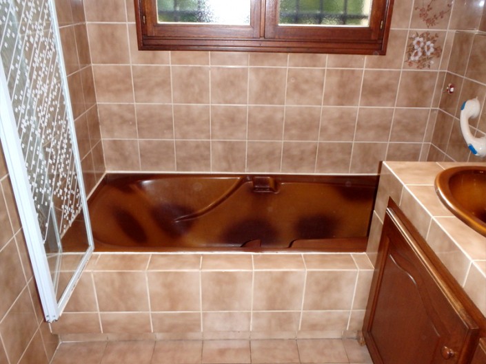 Découpe de baignoire SO BAIN Baignoire avant découpe