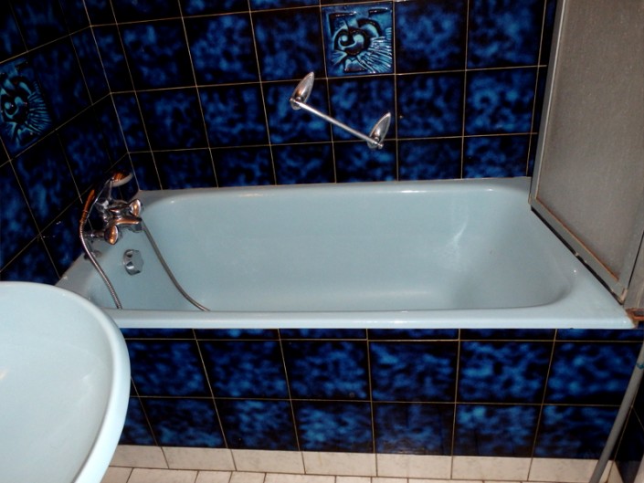 Baignoire avant découpe Baignoire avant découpe