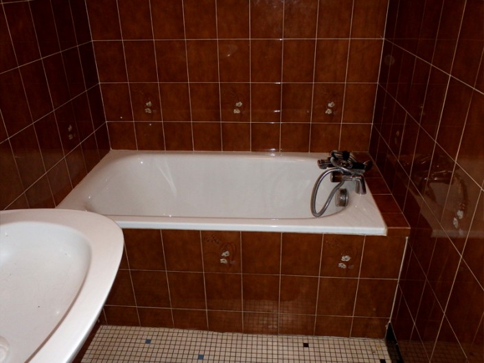 Baignoire avant découpe Baignoire avant découpe