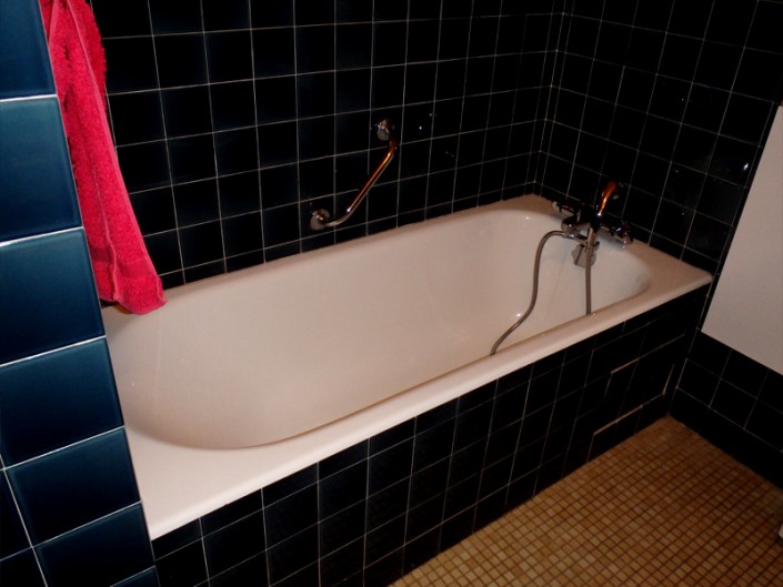 Baignoire avant découpe Baignoire avant découpe