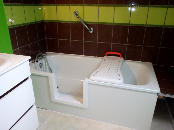 baignoire-a-porte-sobain-4 Découpe de baignoire