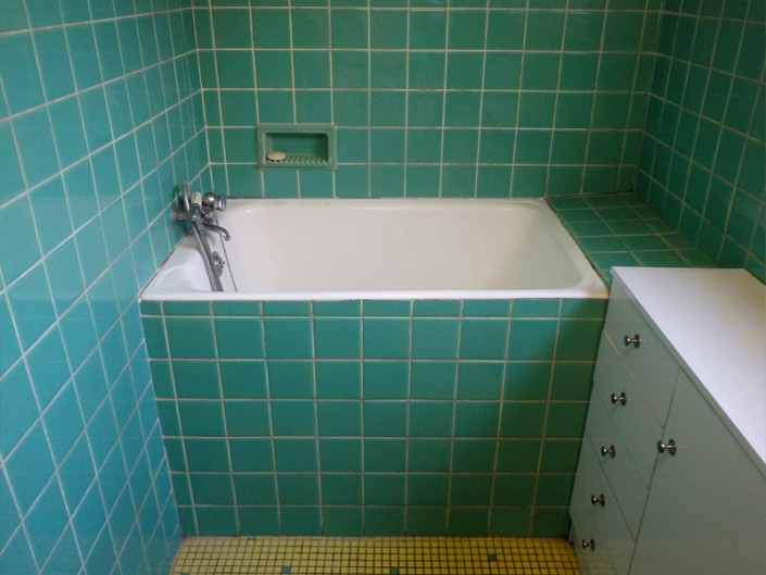 Baignoire avant découpe Baignoire avant découpe